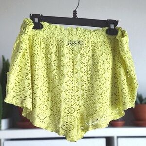 Free People Beach - Open Knit Women's Shorts in Yellow